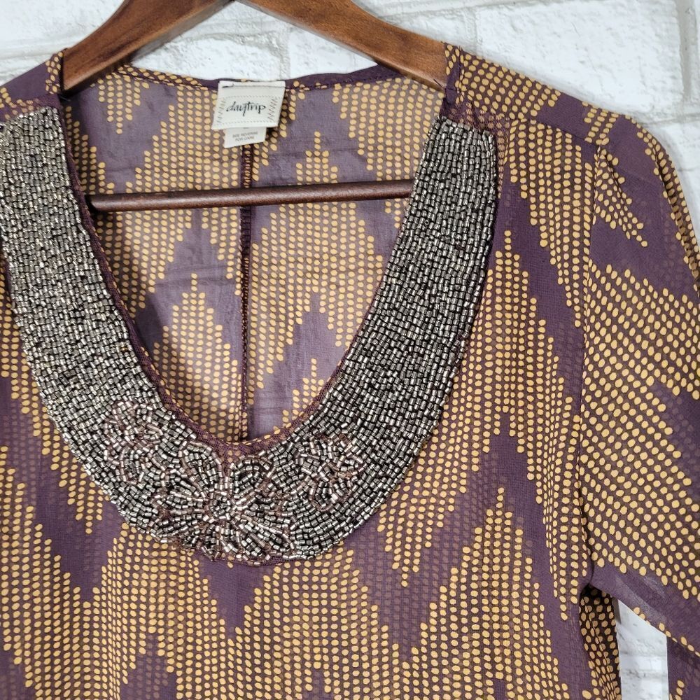 Daytrip long sleeve beaded top blouse - Picture 2 of 15